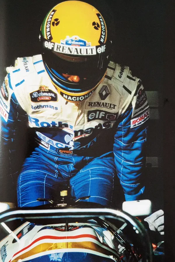 Ayrton Senna, usando macacão azul e branco da Williams-Rothmans