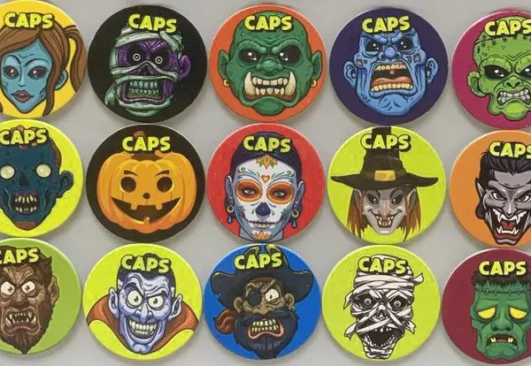 Tazos Caps colecionáveis originais dos anos 90, estampas de monstros como frankstein, dracula, zumbis, mumias etc, tazos com tema de monstros
